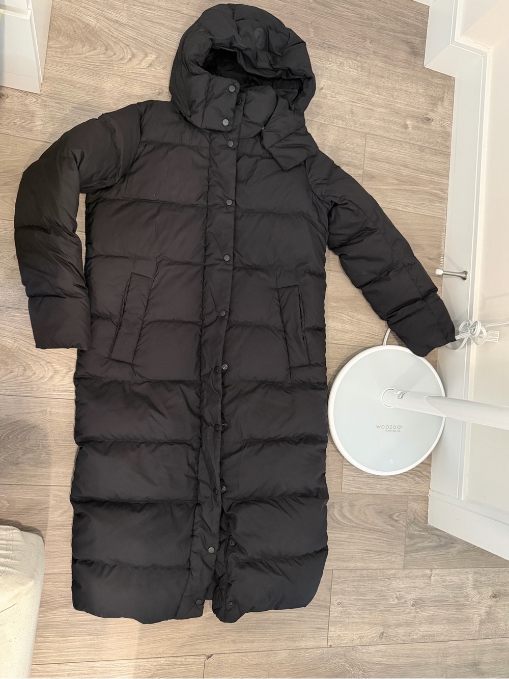lululemon athletica Women’s Black Long Hooded Puffer Coat - Picture 3 of 6